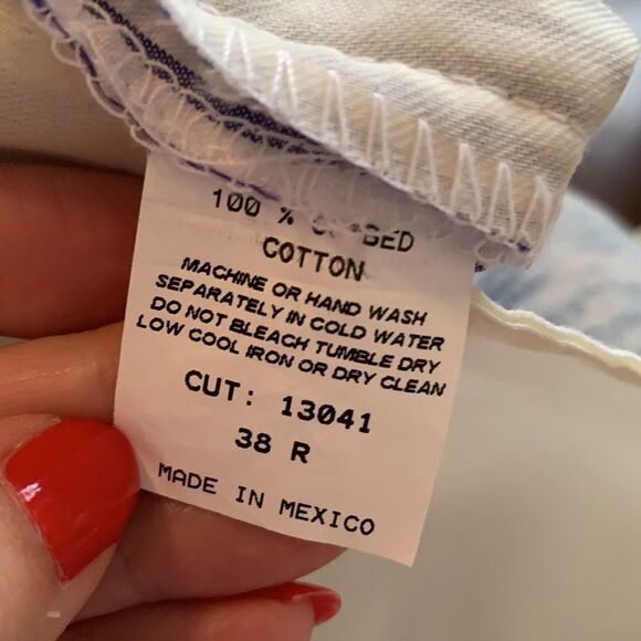 Nwot Berle blue & white seersucker shorts - Picture 7 of 7